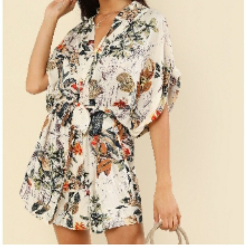 NWOT Havana Botanical Print dress w/belt